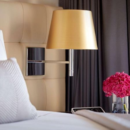 Plaza On The River London Luaran gambar A room at the Mandarin Oriental, Munich