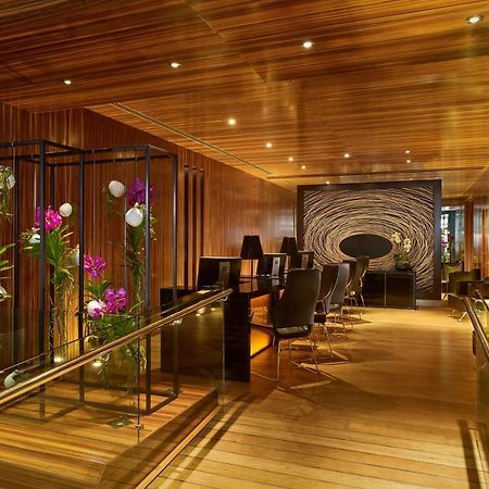 Plaza On The River London Luaran gambar The interior of the club