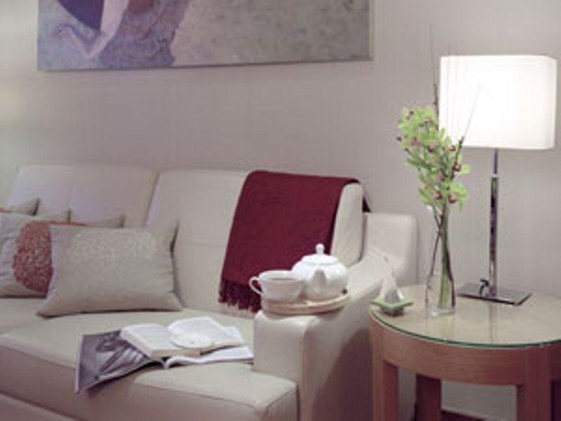 Plaza On The River London Luaran gambar A living room at the hotel